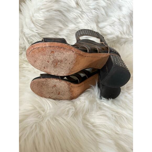 FREEBIRD BY STEVEN Zelda Studded Leather Sandals 7 - Picture 10 of 12